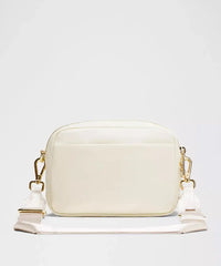 lululemon Everywhere Crossbody Bag 2L *Metal Hardware - LIGHT IVORY / GOLD