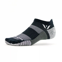 Swiftwick Flite XT Zero Tab Socks - WHITE
