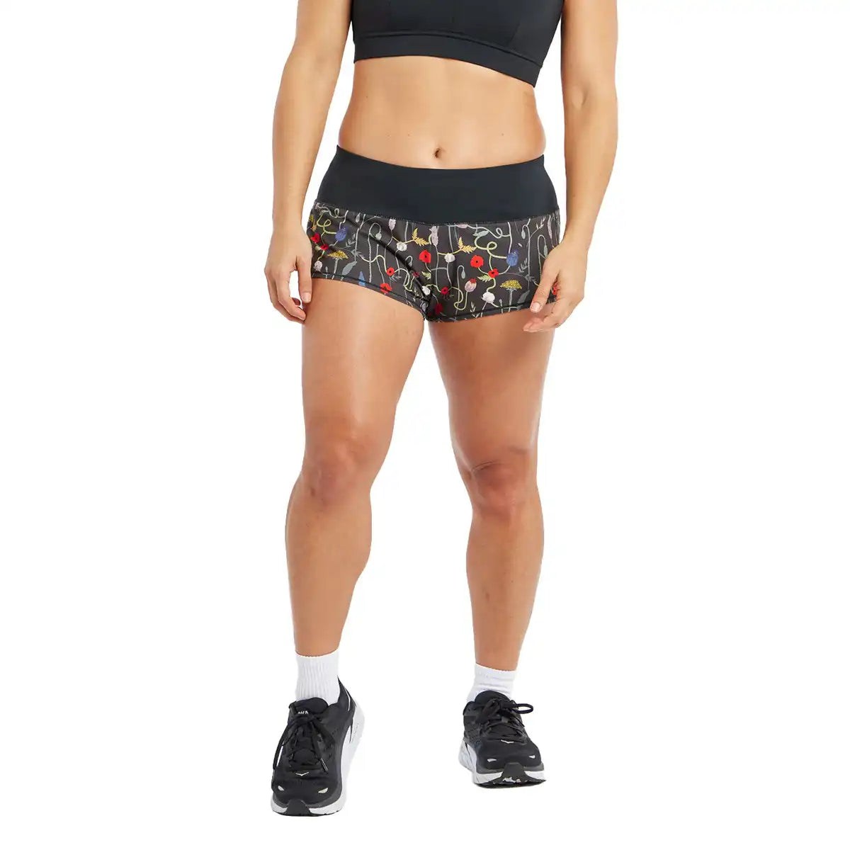 Oiselle Mac Roga Shorts - WYLD FLOWER