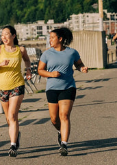 Oiselle Flyout Short Sleeve - STRATUS