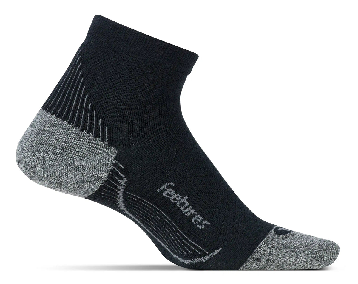 Feetures Plantar Fasciitis Relief Light Cushion Quarter Socks - BLACK