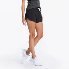 Vuori Clementine Short 4" 2.0 - BLACK